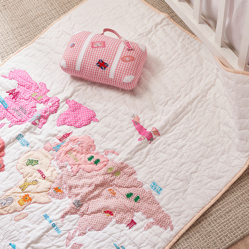 Snuggle Time Crib Gift Set (My World-Pink)