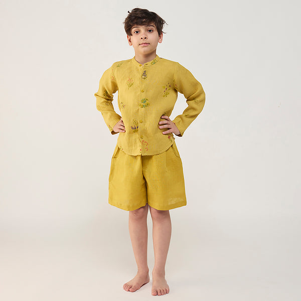 Kei Timeless Linen Shorts - Ocher