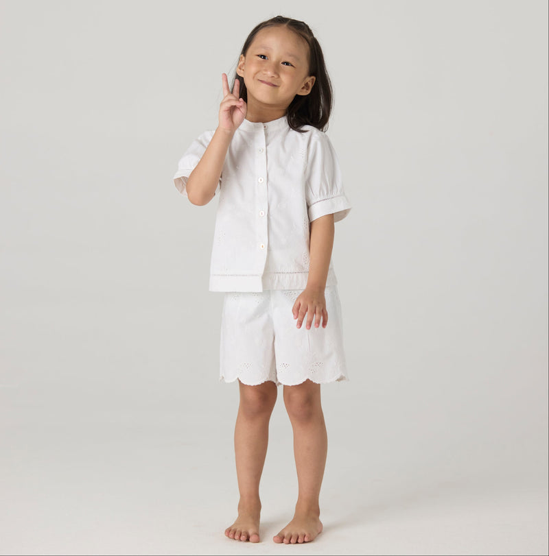 Zen Schiffli Shorts