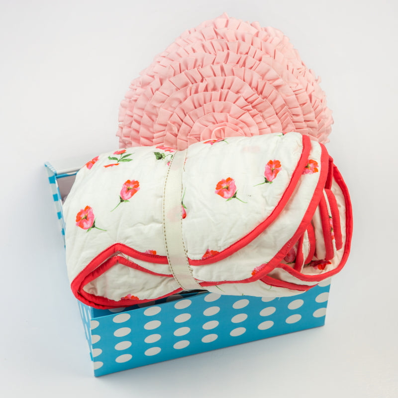 Snuggle Time Organic Crib Gift Set (Blossoms)